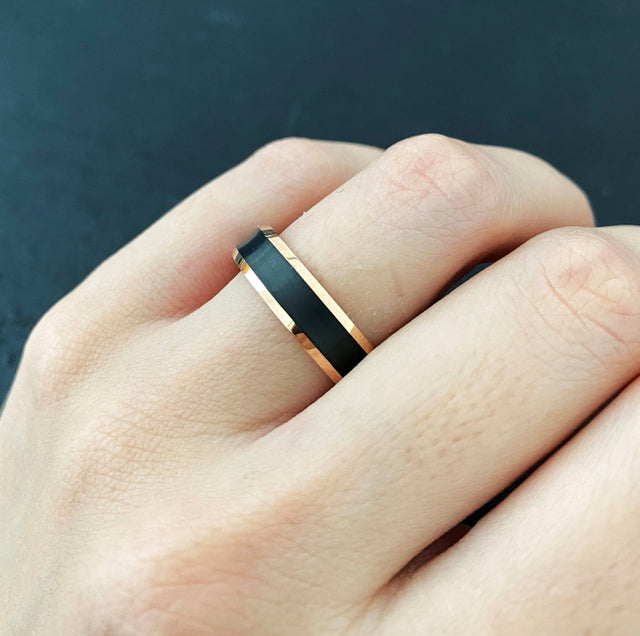Soulmate Black Rhodium Gloss Tungsten Ring